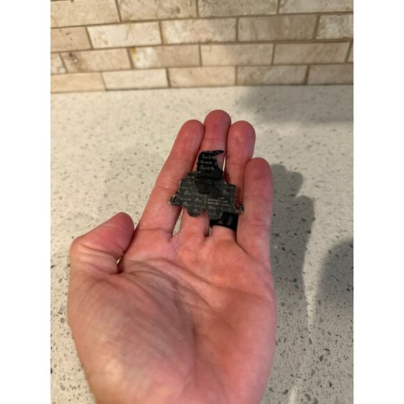 Disney Pin DS 100 Years of Dreams #39 Happy 1937 - Picture 2 of 2